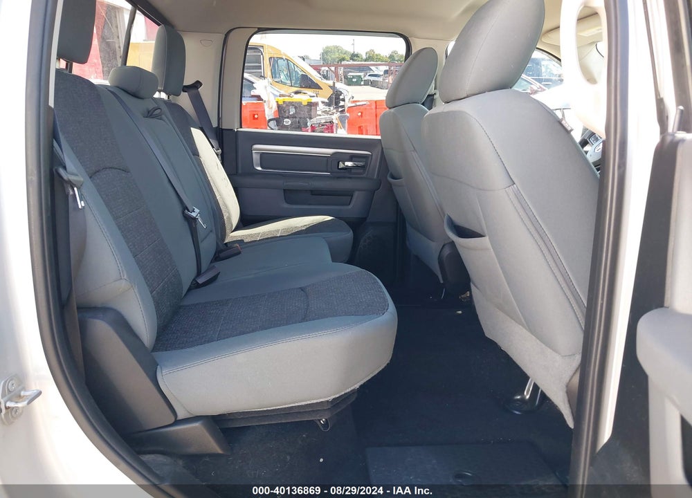 2016 RAM 1500 SLT VIN: 1C6RR7LT9GS152926