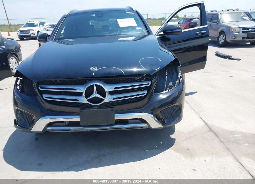 2019 MERCEDES-BENZ GLC 300 VIN: WDC0G4JB7KV172965
