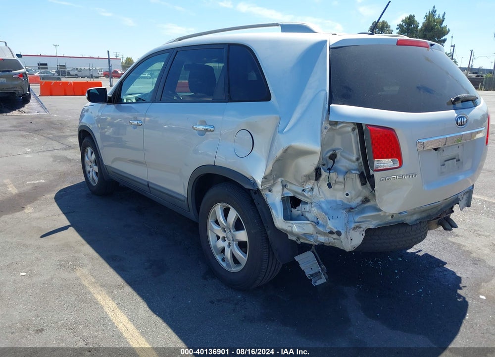 2013 KIA SORENTO LX V6 VIN: 5XYKT4A24DG316346