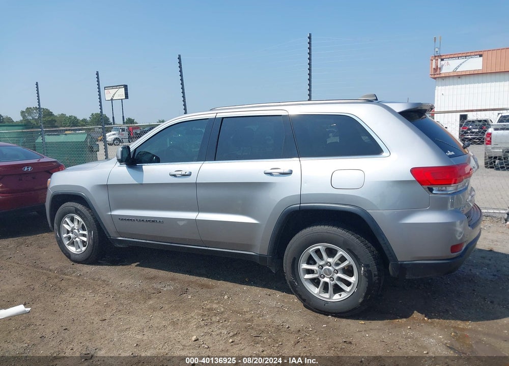 2018 JEEP GRAND CHEROKEE LAREDO 4X4 VIN: 1C4RJFAG8JC184929