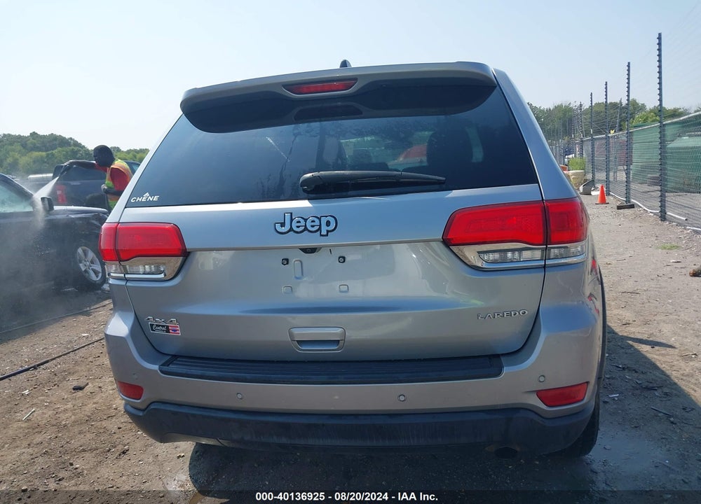 2018 JEEP GRAND CHEROKEE LAREDO 4X4 VIN: 1C4RJFAG8JC184929