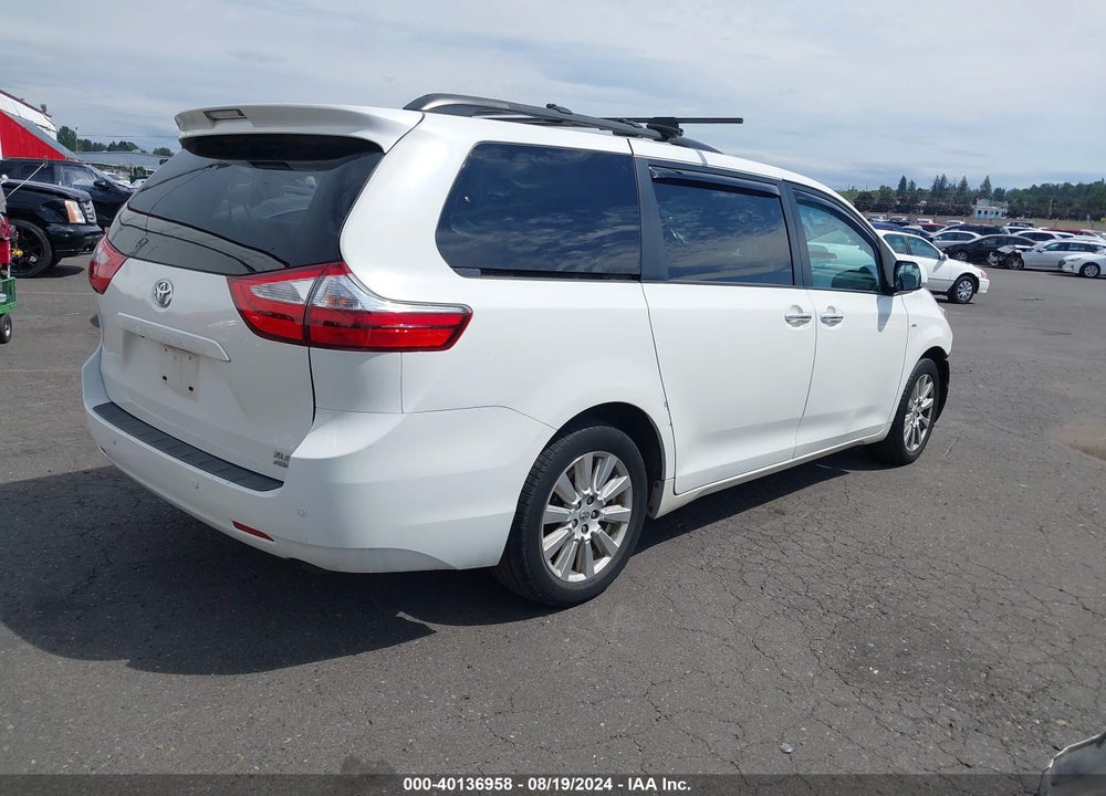 2017 TOYOTA SIENNA XLE PREMIUM 7 PASSENGER VIN: 5TDDZ3DC7HS161998