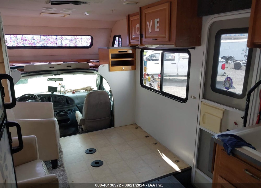 2006 FORD E-450 CUTAWAY VIN: 1FDXE45S06HB14149