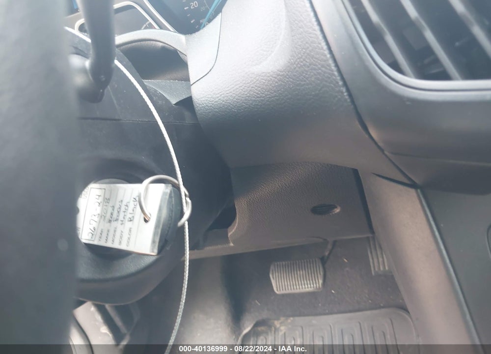 2018 FORD FOCUS SE VIN: 1FADP3K29JL236259