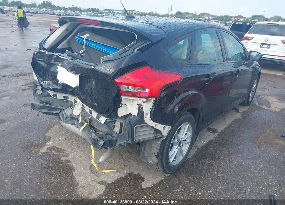 2018 FORD FOCUS SE VIN: 1FADP3K29JL236259
