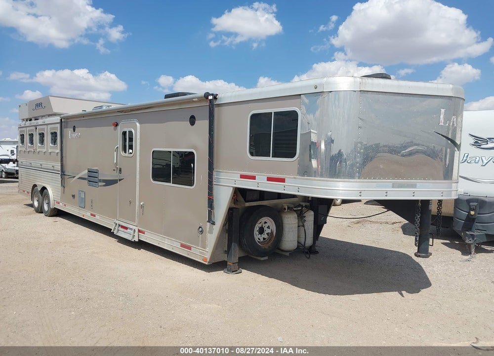 2013 LAKOTA CHARGER C8415 VIN: 1L9GX0422D1387117