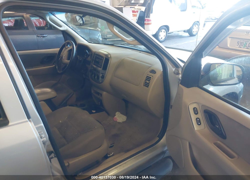 2003 FORD ESCAPE XLT VIN: 1FMYU93163KC87512
