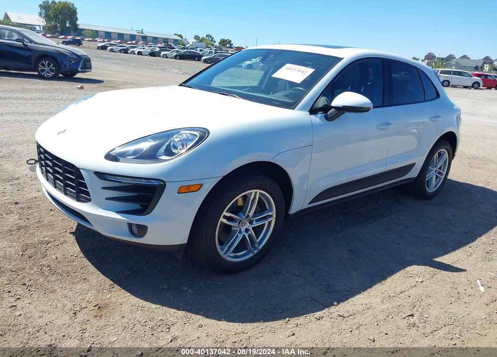 2017 PORSCHE MACAN VIN: WP1AA2A53HLB05938