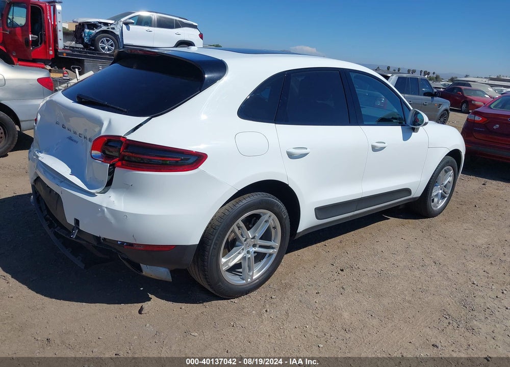 2017 PORSCHE MACAN VIN: WP1AA2A53HLB05938