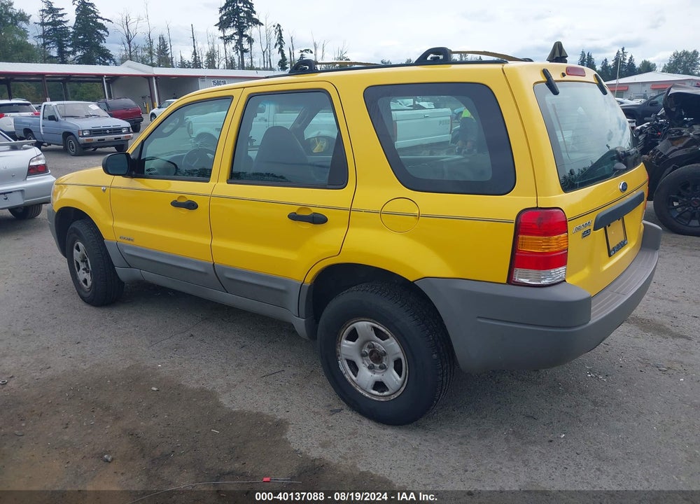 2001 FORD ESCAPE XLS VIN: 1FMYU021X1KA94533