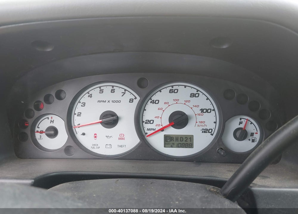 2001 FORD ESCAPE XLS VIN: 1FMYU021X1KA94533