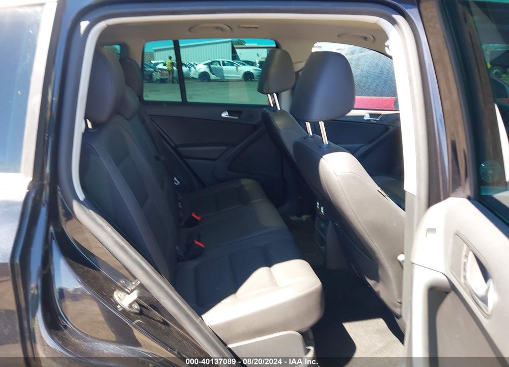 2017 VOLKSWAGEN TIGUAN 2.0T WOLFSBURG EDITION VIN: WVGRV7AX6HK007415