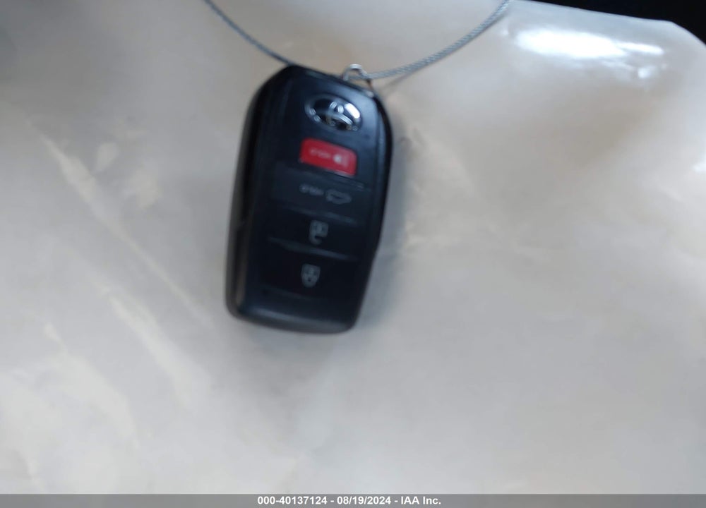 2024 TOYOTA COROLLA SE VIN: JTDP4MCE3RJ104619