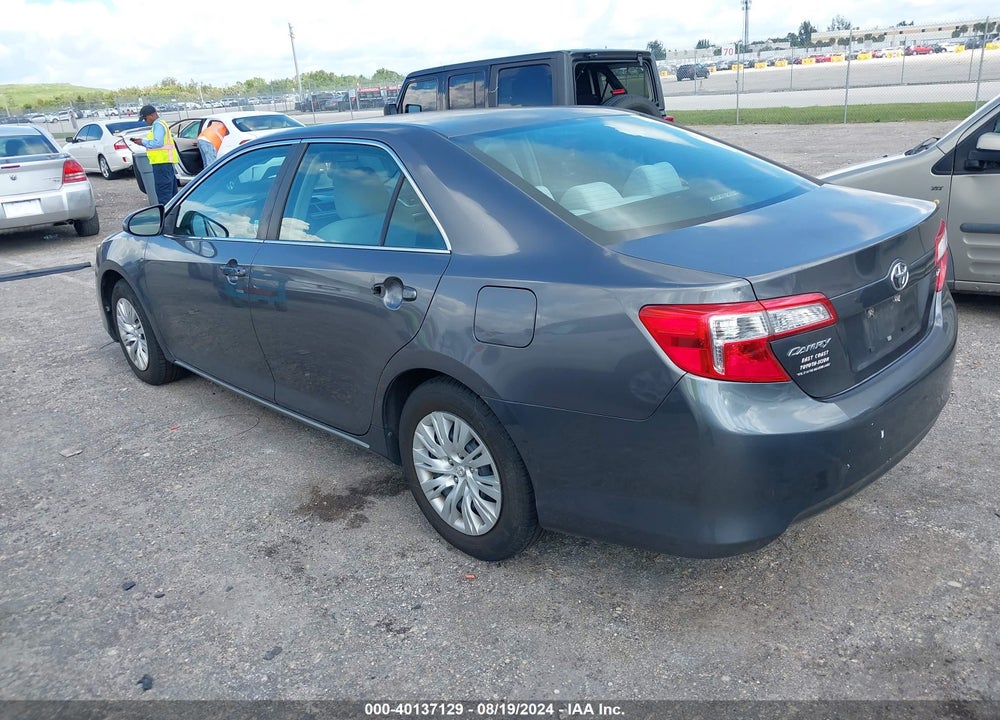 2013 TOYOTA CAMRY LE VIN: 4T1BF1FK0DU726022