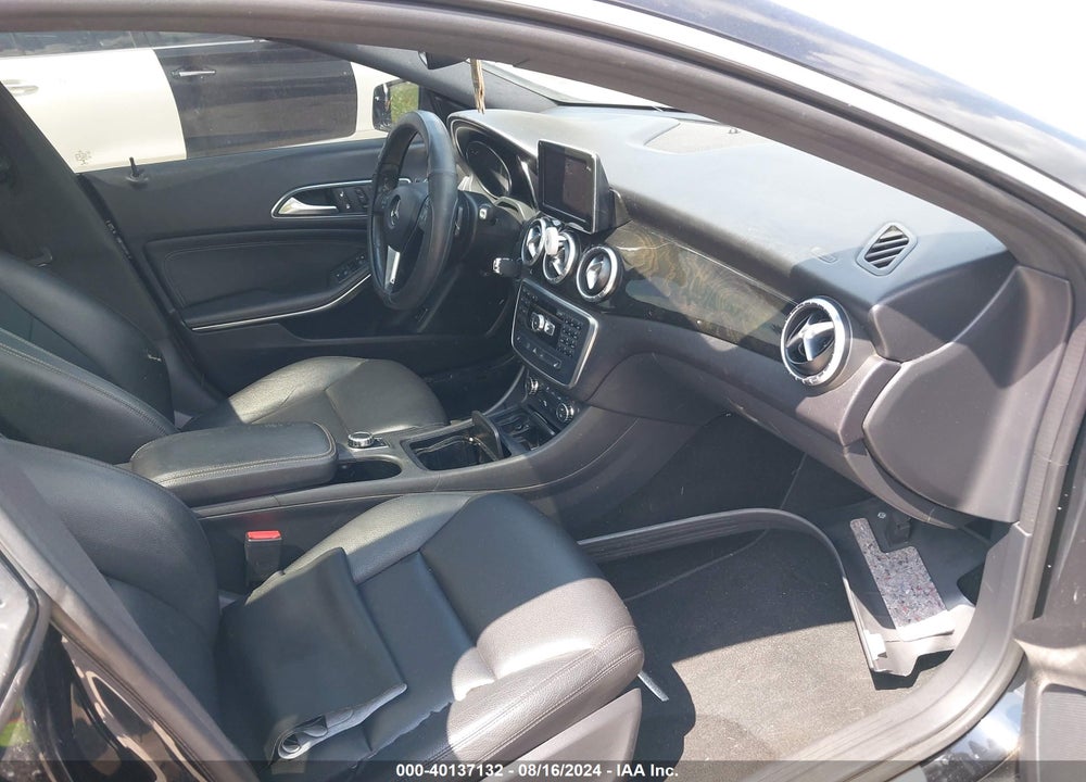 2014 MERCEDES-BENZ CLA 250 VIN: WDDSJ4EB9EN035627