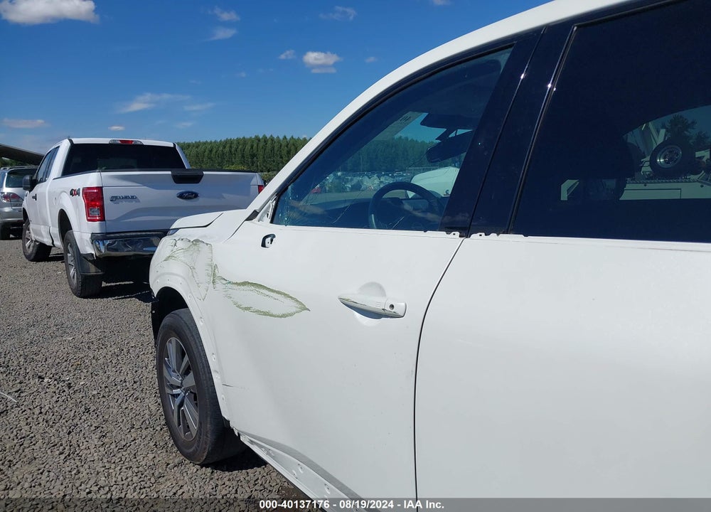 2022 NISSAN PATHFINDER SL 4WD VIN: 5N1DR3CC2NC243681