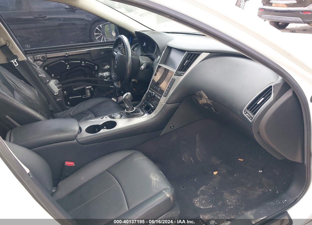 2015 INFINITI Q50 VIN: JN1BV7AR7FM424053