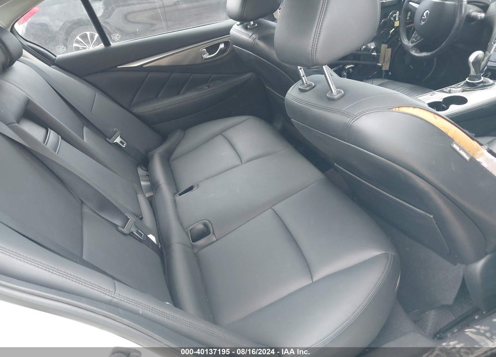 2015 INFINITI Q50 VIN: JN1BV7AR7FM424053