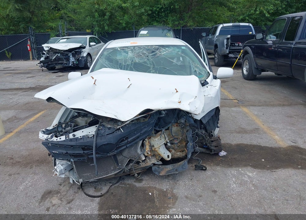 2013 TOYOTA COROLLA LE VIN: 2T1BU4EE2DC977998