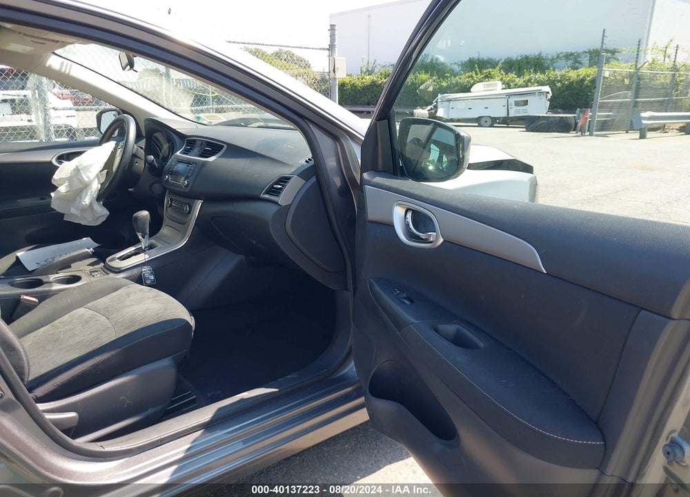 2015 NISSAN SENTRA SV VIN: 3N1AB7AP5FY374673