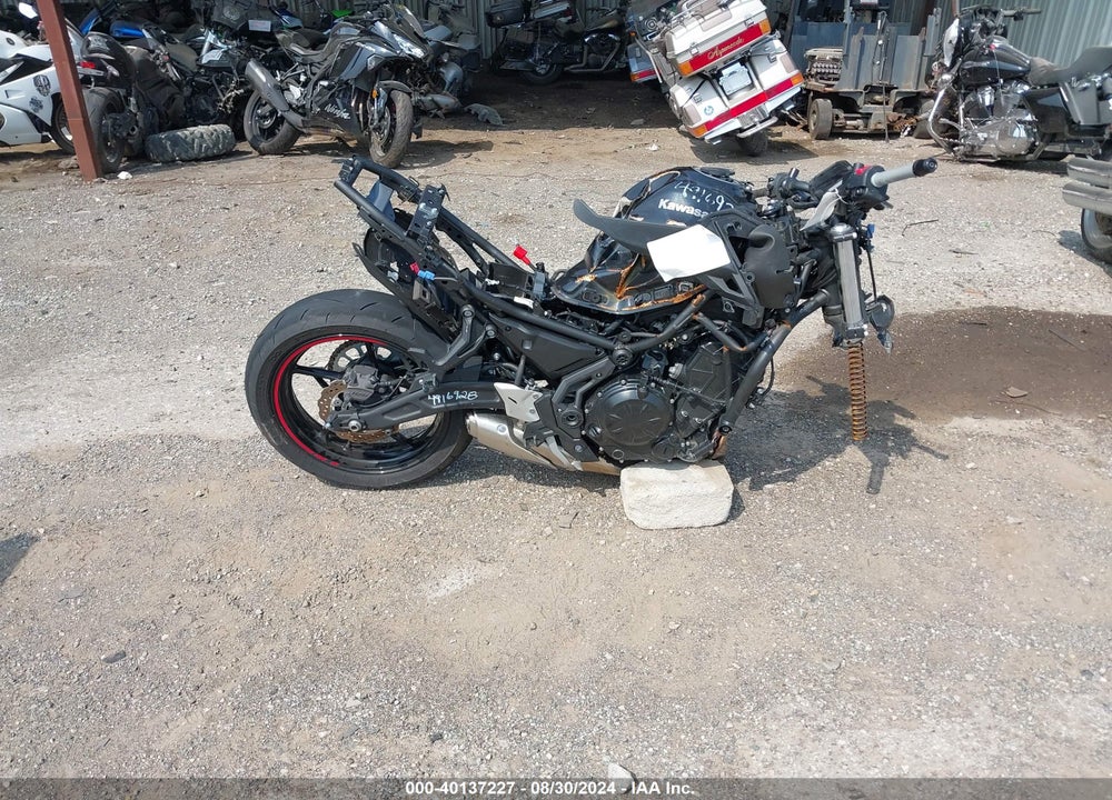 2023 KAWASAKI ER650 P VIN: ML5EREP17PDA84678