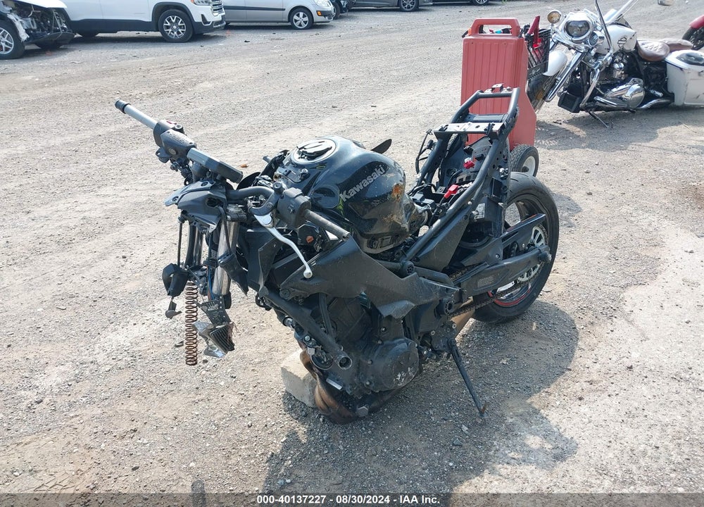 2023 KAWASAKI ER650 P VIN: ML5EREP17PDA84678
