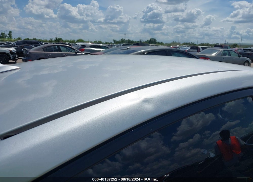 2011 HYUNDAI ELANTRA GLS (ULSAN PLANT) VIN: KMHDH4AE9BU137859