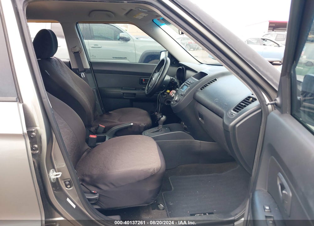 2013 KIA SOUL VIN: KNDJT2A51D7619799