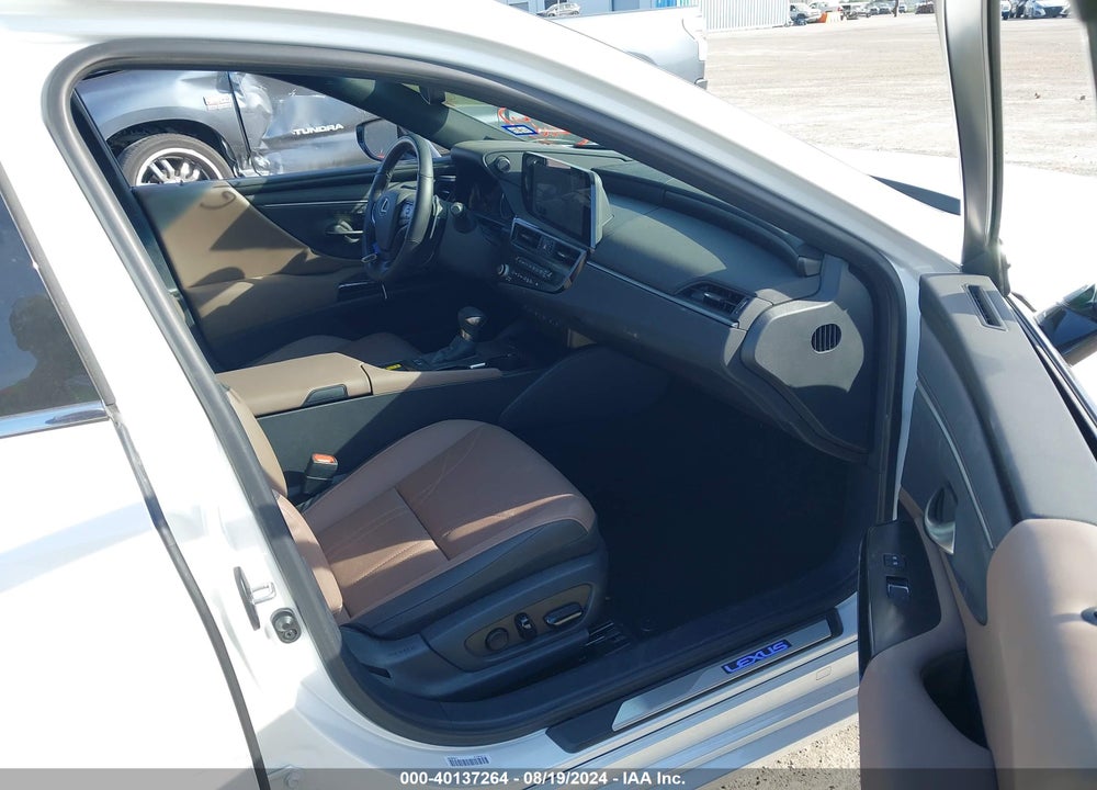 2024 LEXUS ES 300H LUXURY VIN: 58AEA1C1XRU043753