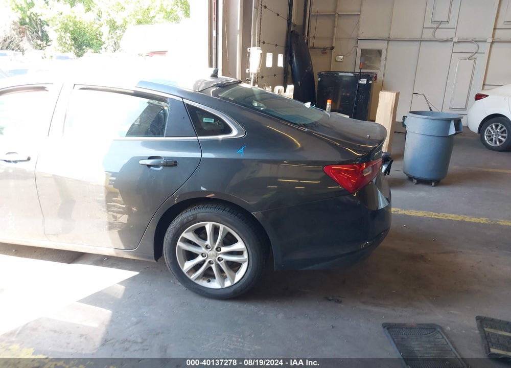 2018 CHEVROLET MALIBU LT VIN: 1G1ZD5ST7JF148718