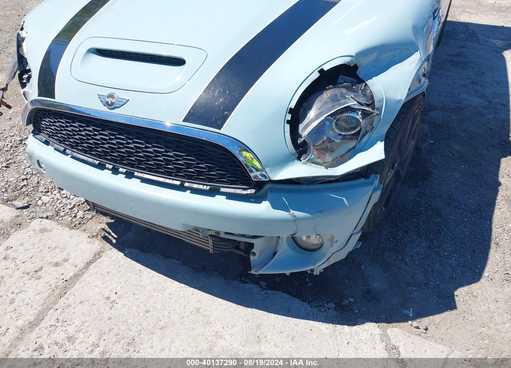 2012 MINI COOPER S VIN: WMWSV3C58CTY18448