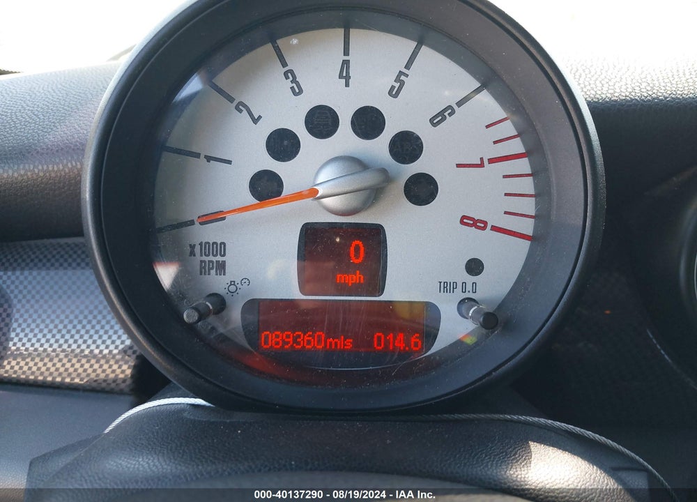 2012 MINI COOPER S VIN: WMWSV3C58CTY18448