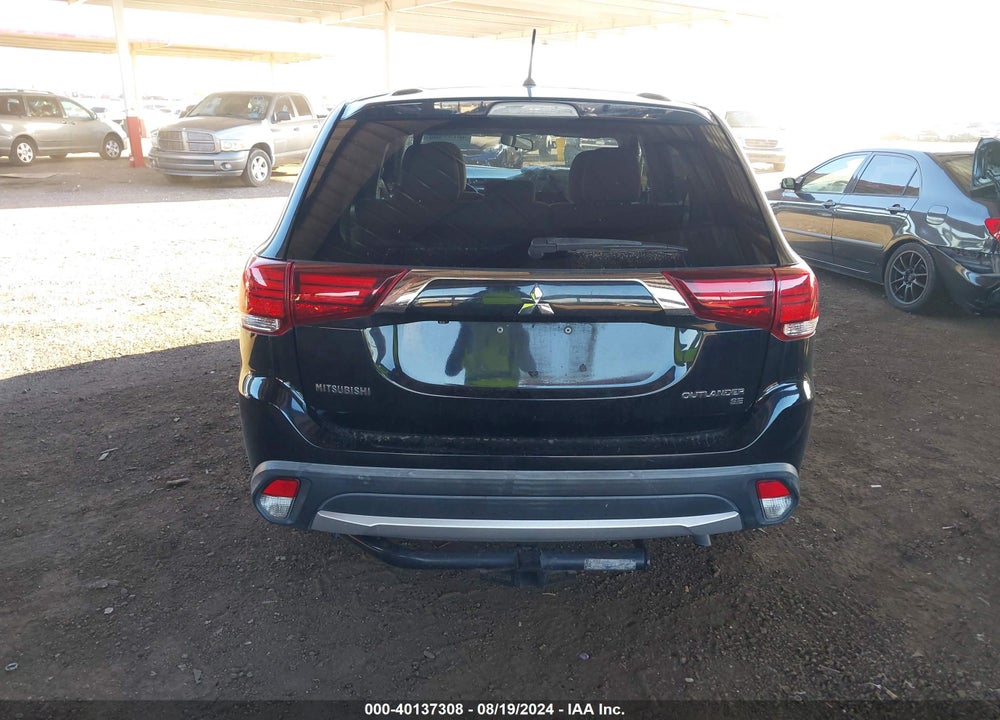 2016 MITSUBISHI OUTLANDER VIN: JA4AD3A34GZ008945