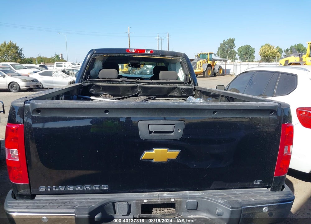2013 CHEVROLET SILVERADO 1500 LT VIN: 1GCRKSE71DZ305740