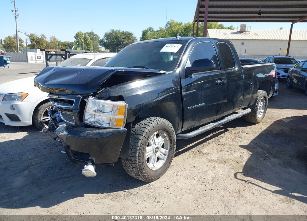 2013 CHEVROLET SILVERADO 1500 LT VIN: 1GCRKSE71DZ305740