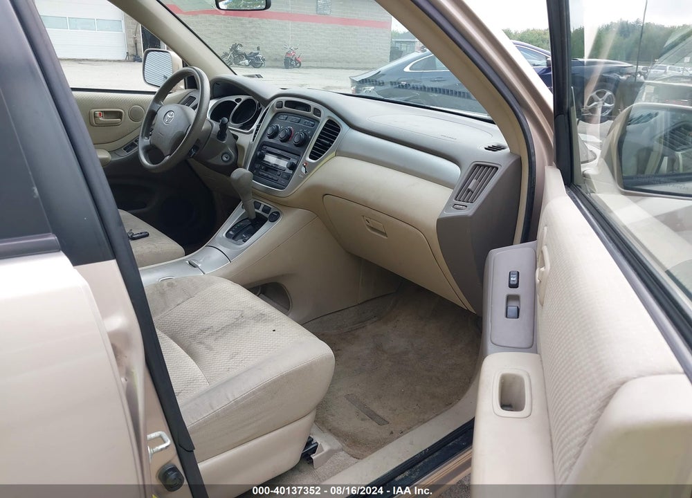 2005 TOYOTA HIGHLANDER V6 VIN: JTEEP21A750085068