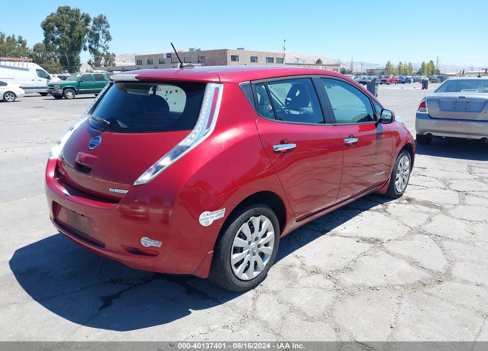 2015 NISSAN LEAF S VIN: 1N4AZ0CP4FC300995