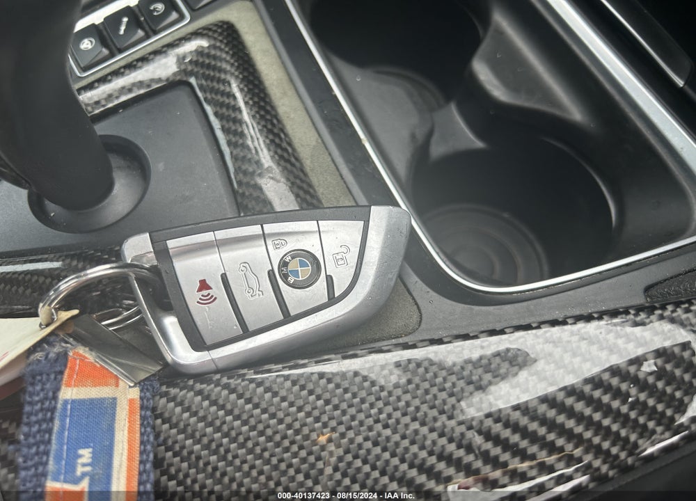 2015 BMW M4 VIN: WBS3R9C59FK329736