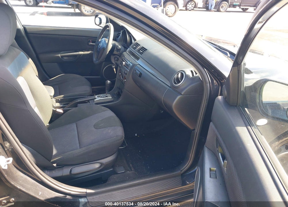 2007 MAZDA 3 S SPORT VIN: JM1BK143971681082