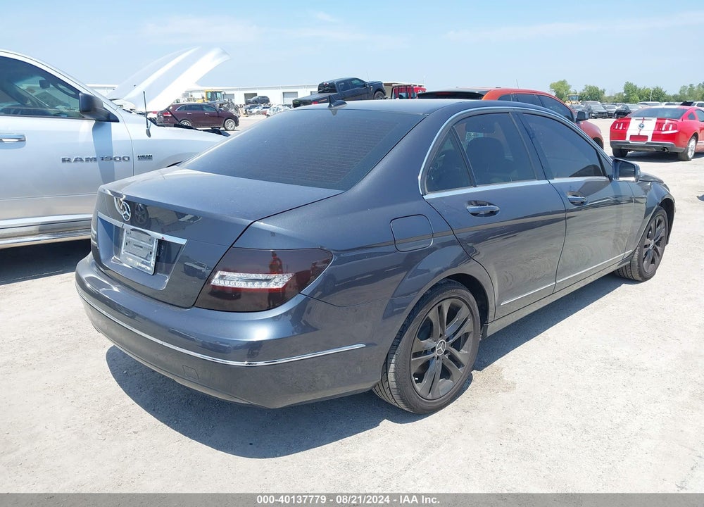 2014 MERCEDES-BENZ C 250 VIN: WDDGF4HB1ER308832