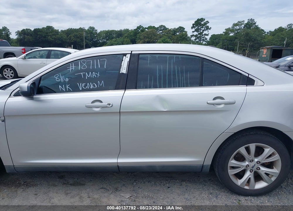 2011 FORD TAURUS SEL VIN: 1FAHP2EW8BG182117
