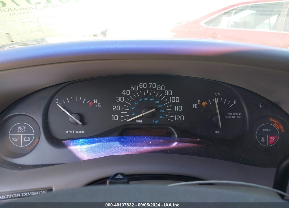 2000 BUICK CENTURY CUSTOM VIN: 2G4WS52J0Y1260241