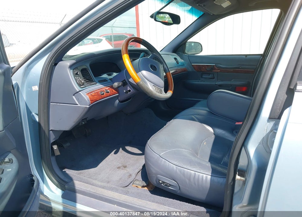 2002 MERCURY GRAND MARQUIS LS VIN: 2MEFM75W62X630208