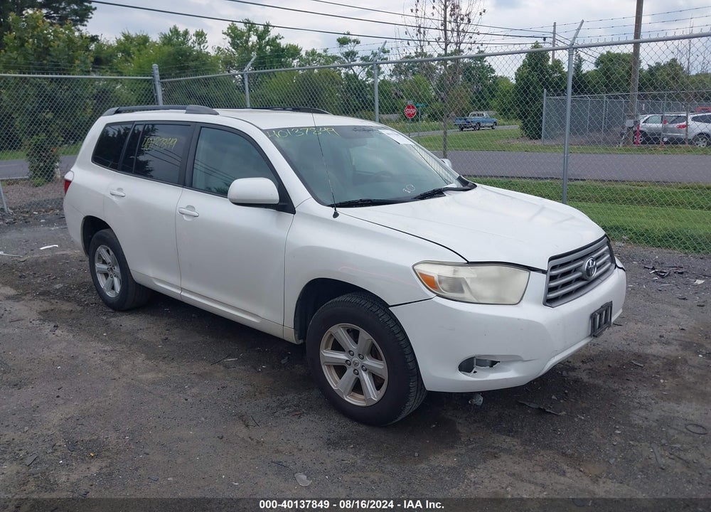2010 TOYOTA HIGHLANDER BASE V6 VIN: 5TDBK3EH9AS031037