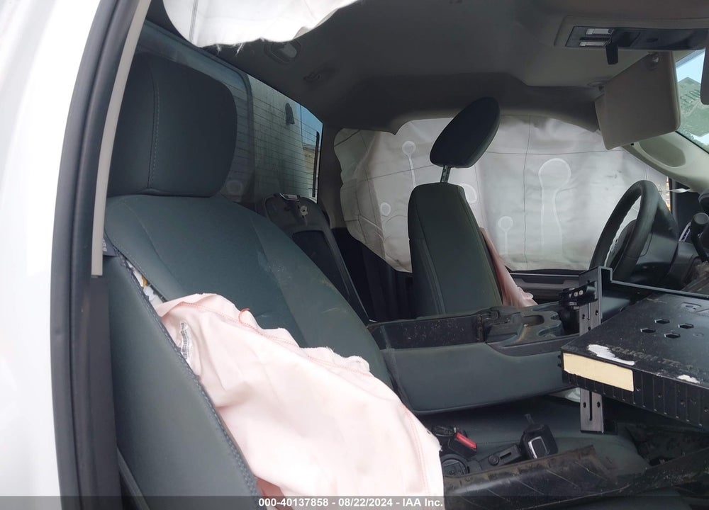 2015 RAM 2500 TRADESMAN VIN: 3C6LR5AT7FG705009