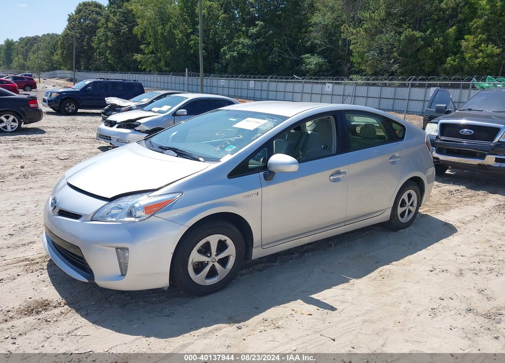 2013 TOYOTA PRIUS TWO VIN: JTDKN3DU6D5638285
