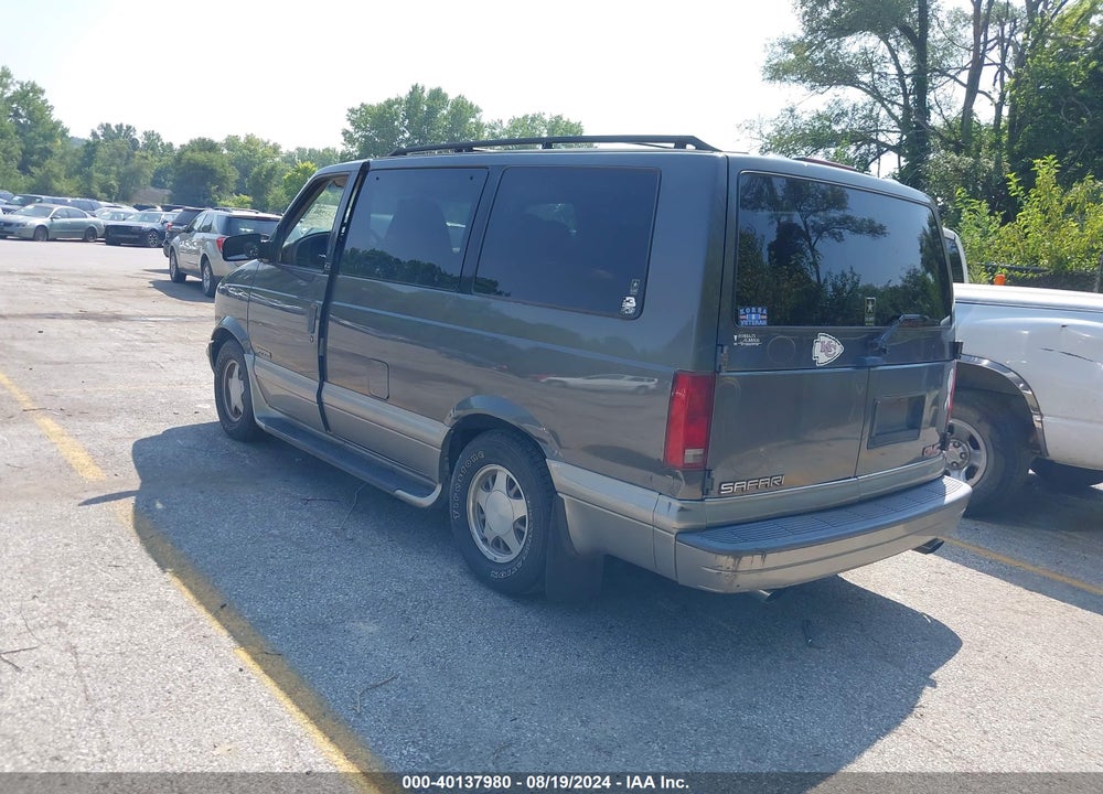 2001 GMC SAFARI SLE VIN: 1GKDM19W91B522445