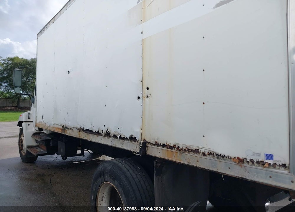 2005 HINO 268 VIN: JHBNE8JT051S11447