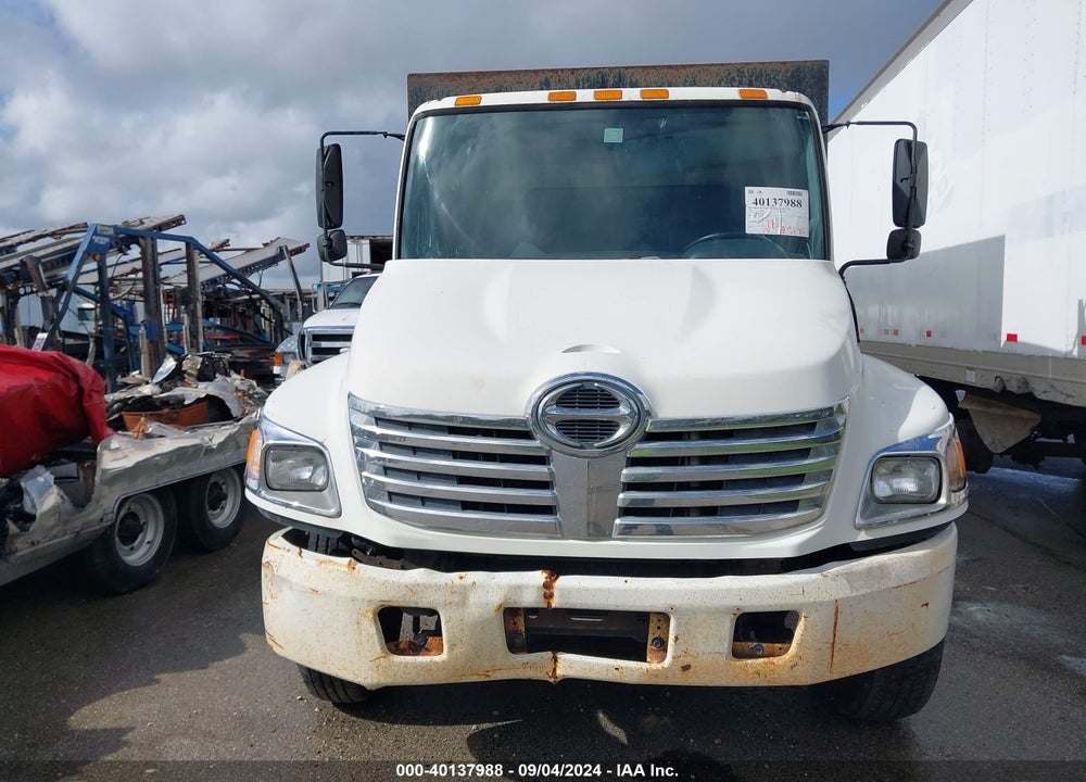 2005 HINO 268 VIN: JHBNE8JT051S11447
