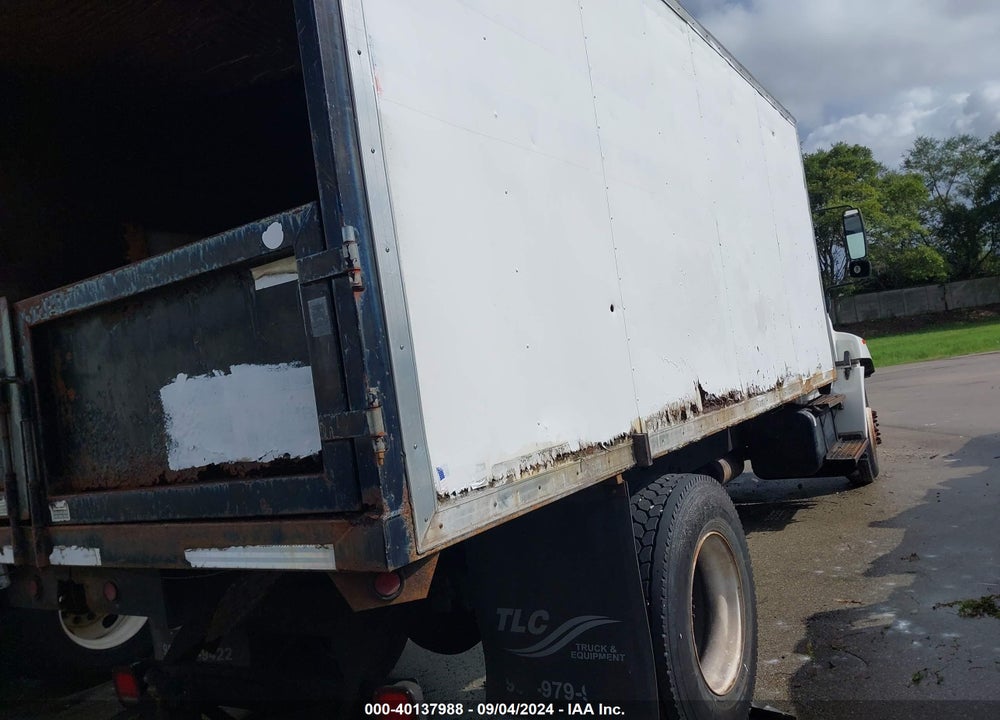 2005 HINO 268 VIN: JHBNE8JT051S11447